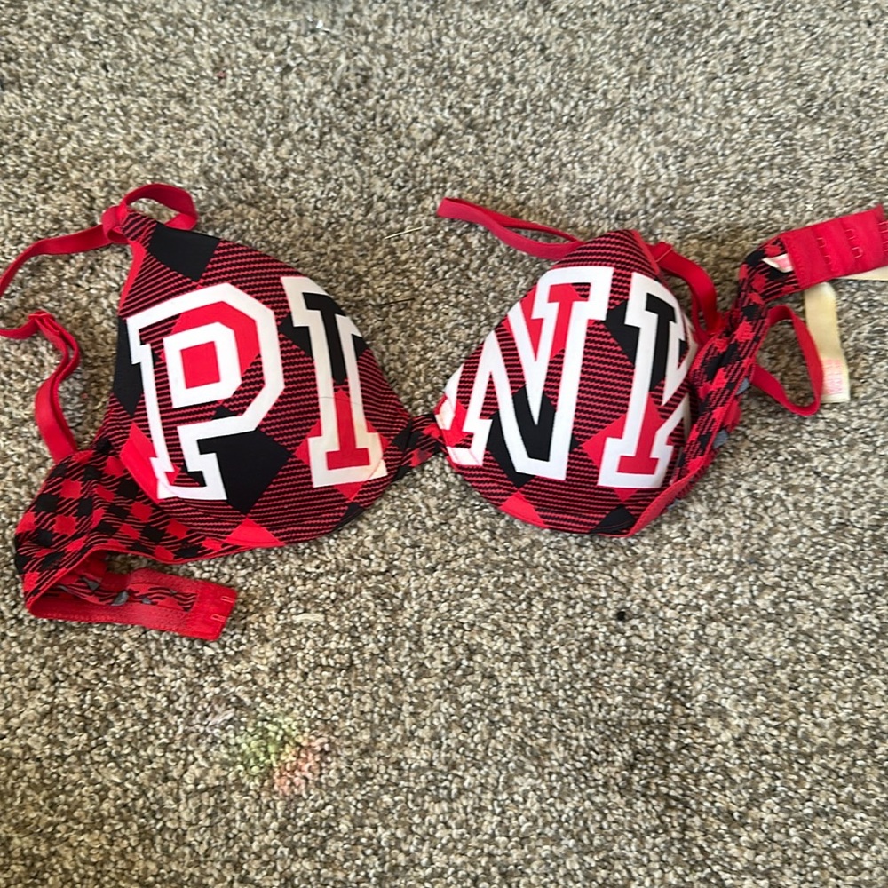 Victoria’s Secret bra